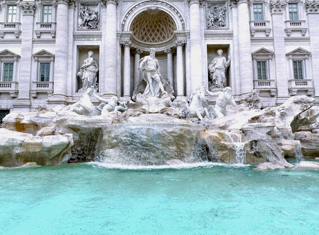 ローマのトレビの泉