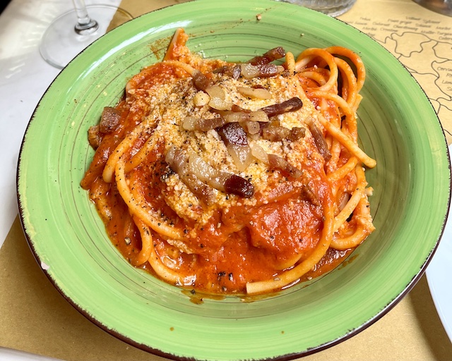 イタリアで食べたアマトリチャーナ