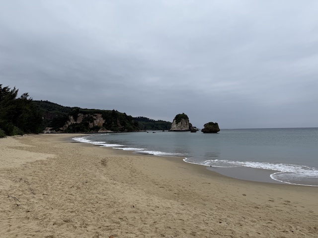 西表島ホテルの目の前の月が浜（トゥドゥマリの浜）